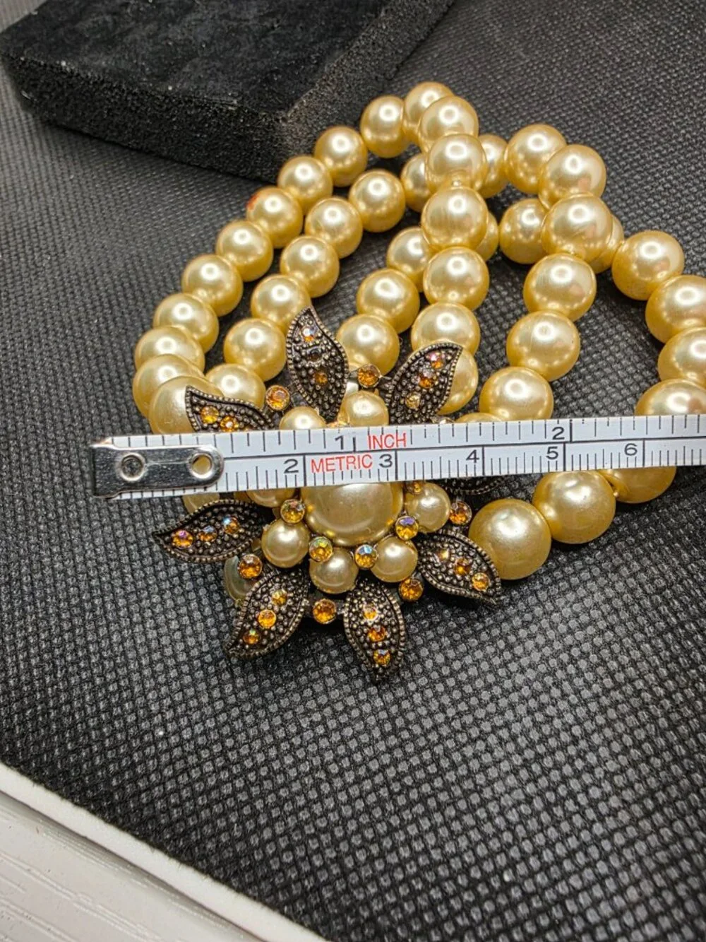 Vintage 3 Strand Faux Pearl Stretch Bracelet Amber Rhinestone Starburst Flower